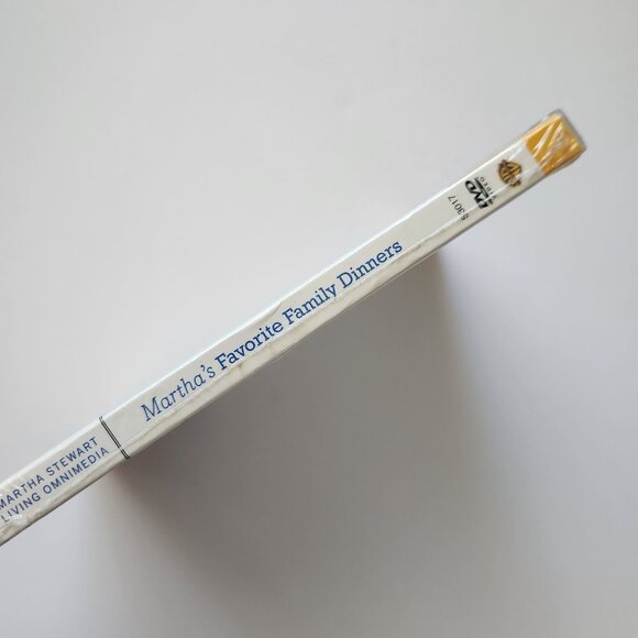 Martha Stewarts Favorite Family Dinners DVD The Cooking Collection - Picture 4 of 6